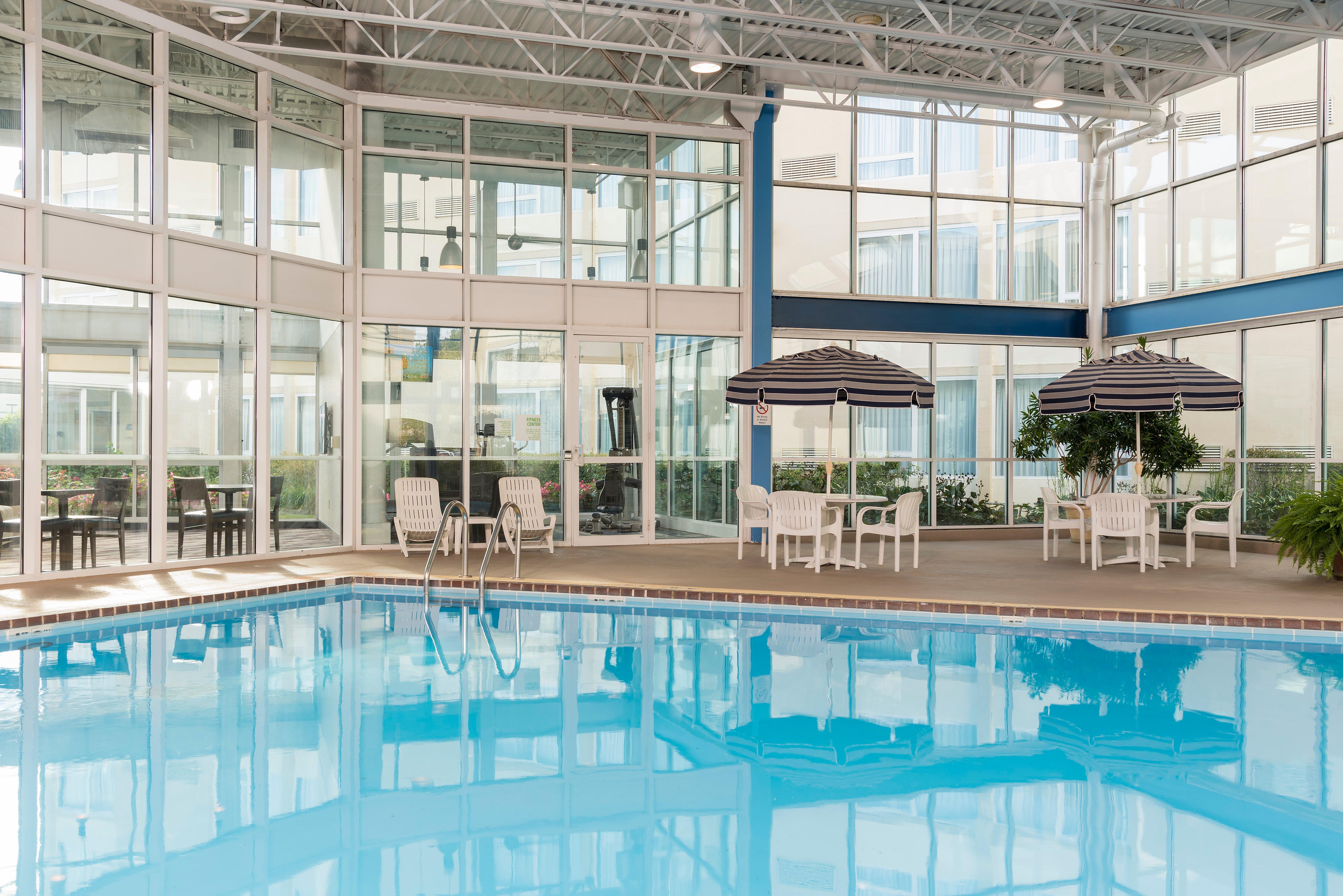 Holiday Inn Chicago - Elk Grove, An Ihg Hotel Elk Grove Village Buitenkant foto