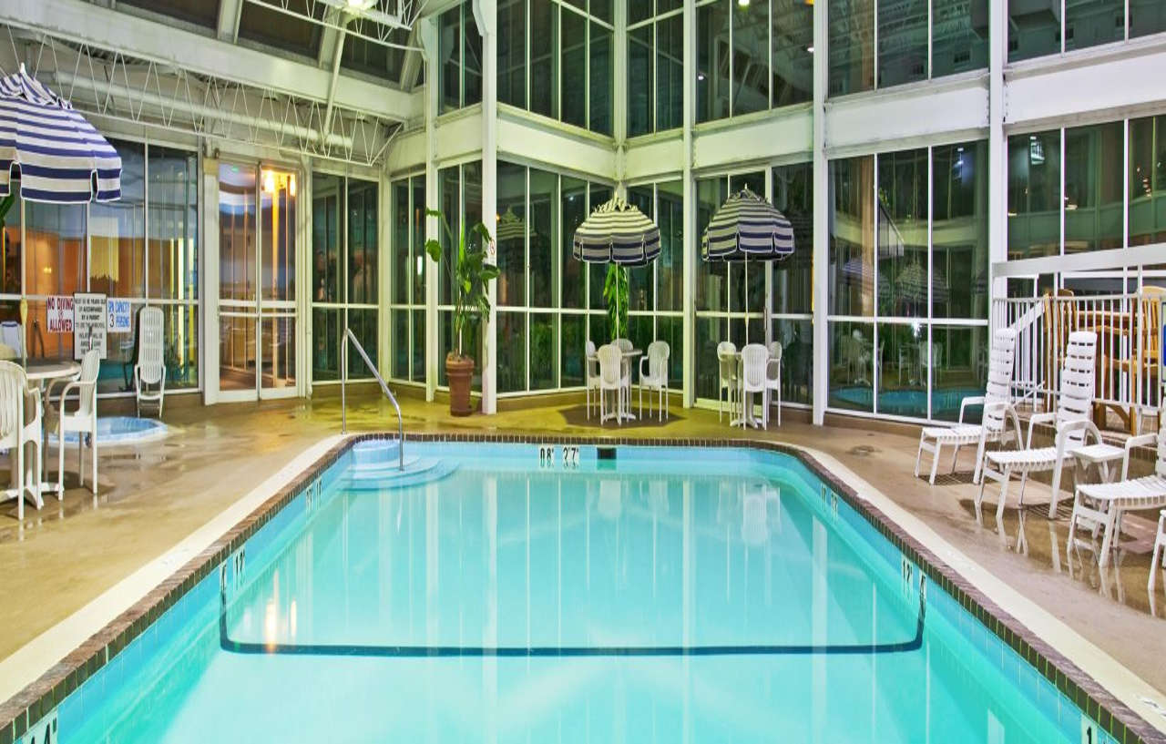 Holiday Inn Chicago - Elk Grove, An Ihg Hotel Elk Grove Village Buitenkant foto